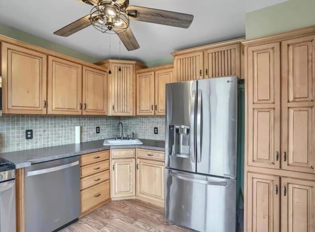Building Photo - 3404 Whispering Hills Dr