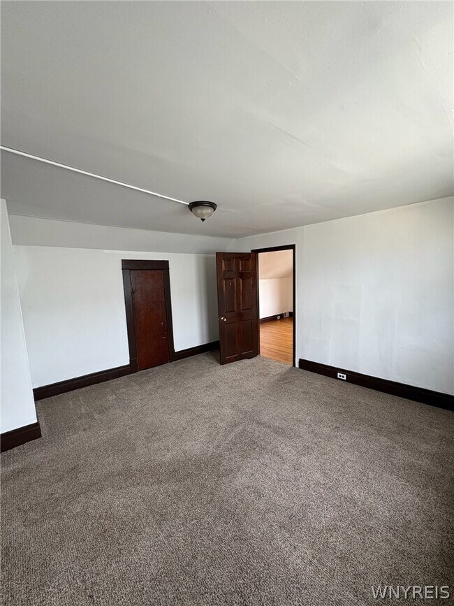 Building Photo - 189 Westminster Ave