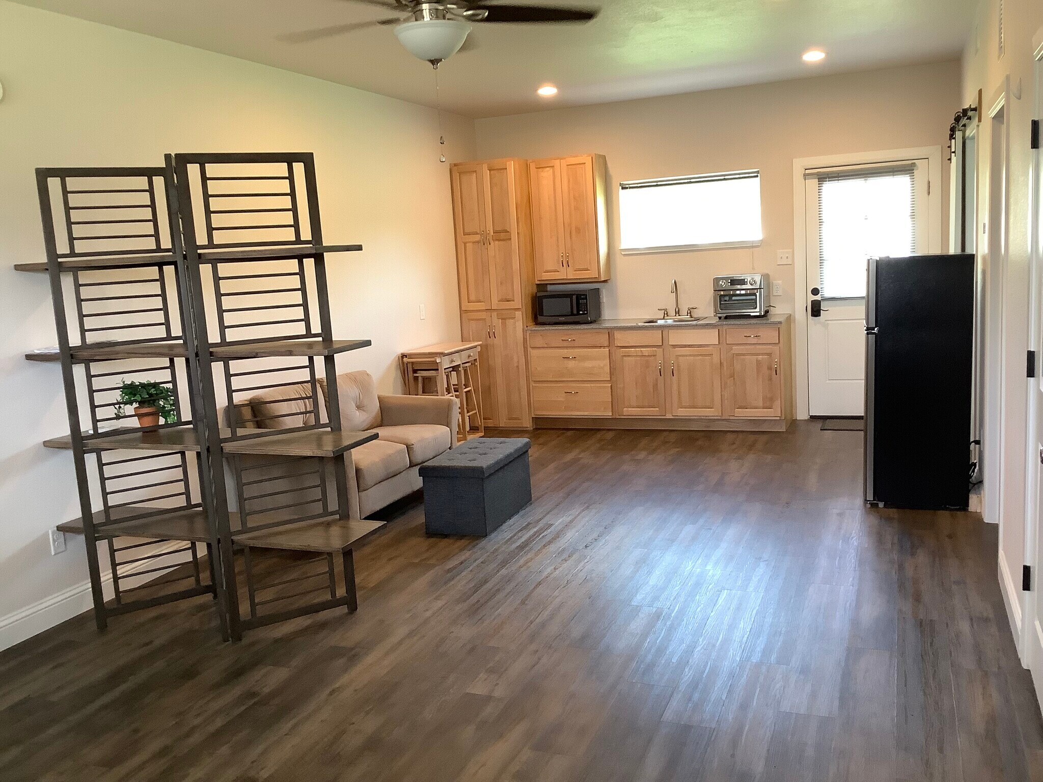 Studio Interior - 4275 Old Thomas Rd