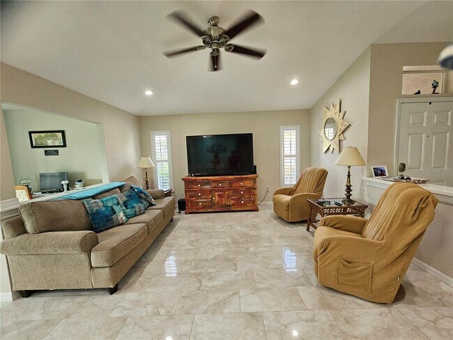 Building Photo - 2038 Grantham Greens Dr