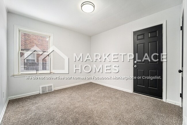 Building Photo - 19394 Barlow St