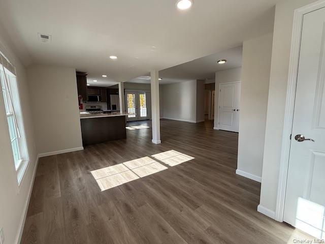 Building Photo - 135 Cooper Rd