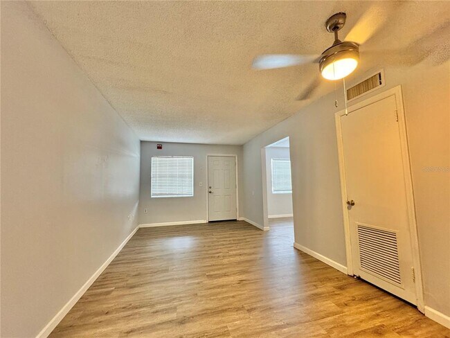 Building Photo - 551 Flemming Way