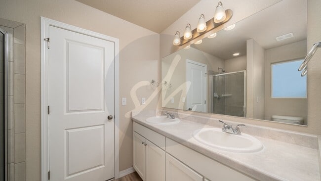 Building Photo - Expansive 3-Story New Build In Fountain