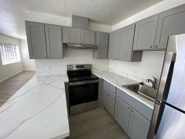 Building Photo - 284-286 Junipero