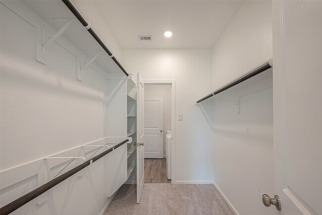 Building Photo - 27235 Henley Rdg Dr