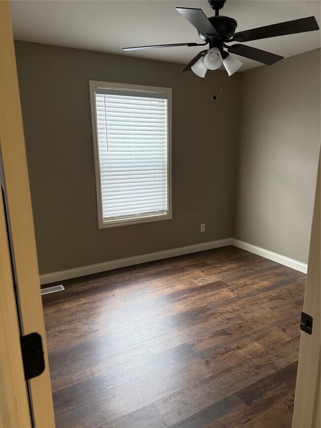 Building Photo - 29493 Walnut Valley Ct