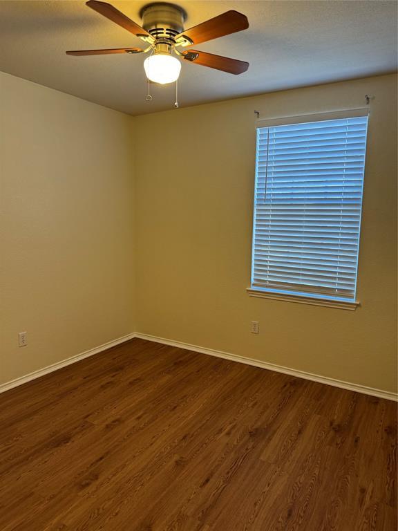 Building Photo - 414 Darkwoods Dr
