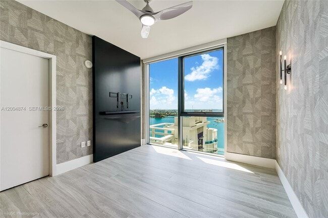 Building Photo - 788 NE 23rd St