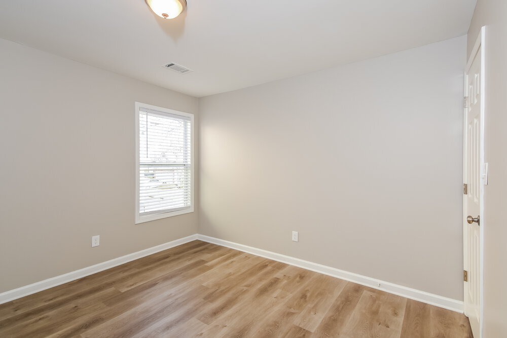 Building Photo - 3352 Briaroak Dr