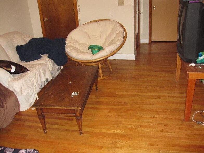 Building Photo - 97 St Stephen St