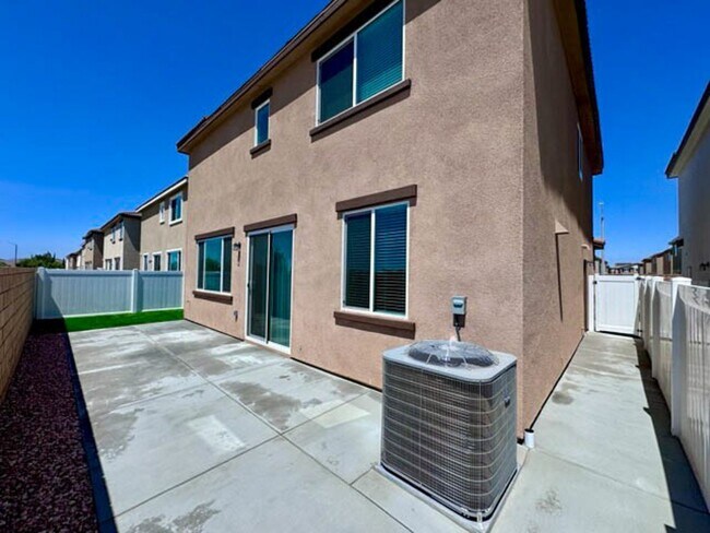 Building Photo - 31799 Woodbank Wy