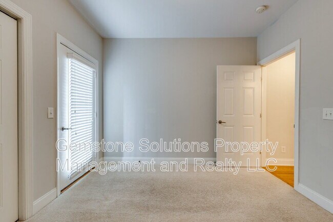 Building Photo - 3201 Aspen Grove Dr