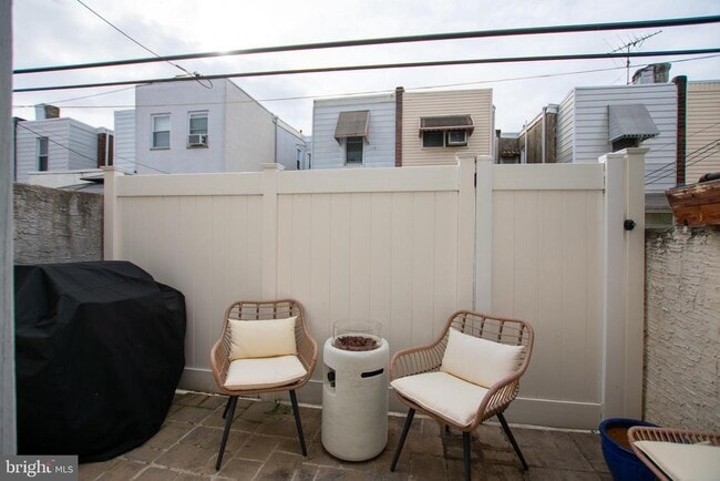 Building Photo - 140 Mercy St