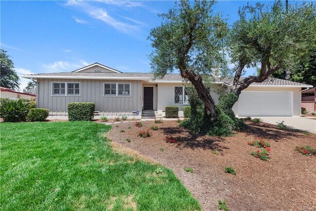 Primary Photo - 13161 Crestline Dr