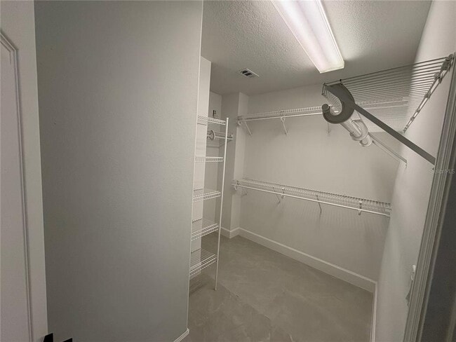 Building Photo - 11215 Crystal Glen Blvd