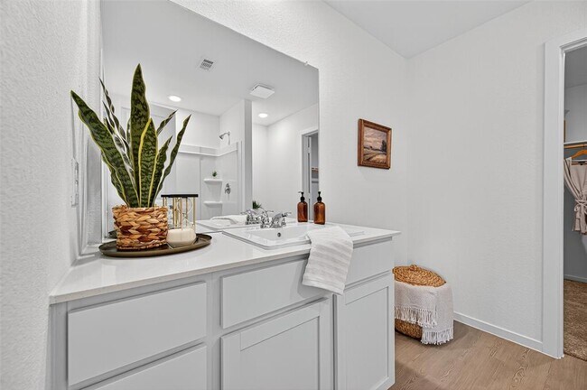 Building Photo - 26826 Zebra Grass Dr