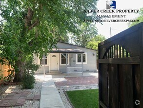 Building Photo - Beautifully Remodeled 2-Bedroom ADU in the...