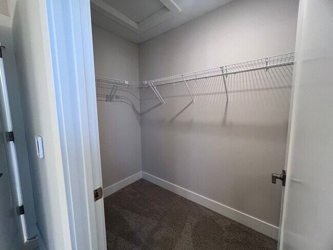 Building Photo - Two Bedroom Condo on Lookout Hill in Grand...