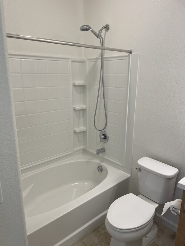 Building Photo - 5820 Kristina Pl