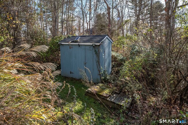 Building Photo - 90 Boston Post Rd