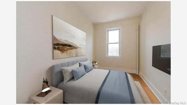 Building Photo - 959 Van Nest Ave