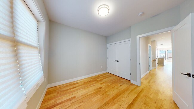Building Photo - 353 Boyden Ave