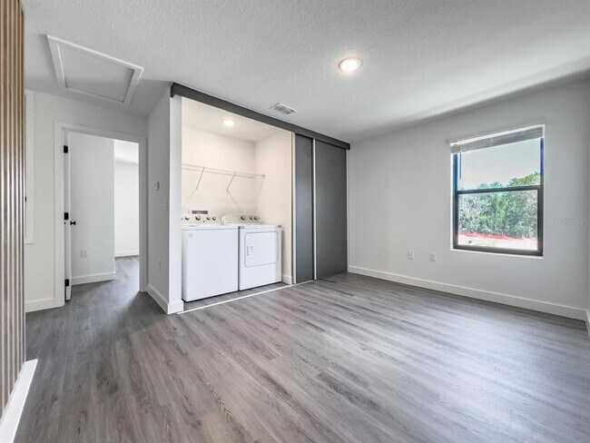 Building Photo - 3229 Energy Dr