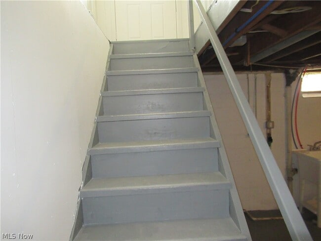 Building Photo - 1462 Harvard Dr