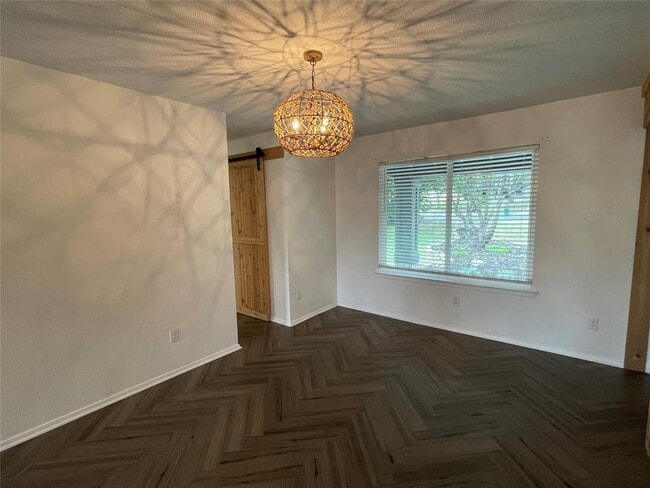 Building Photo - 8405 Red Willow Dr