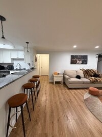 Building Photo - 2323 Washington St