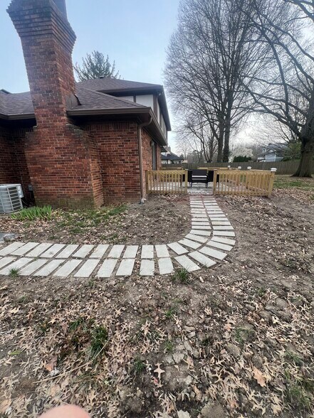 Building Photo - 3768 E Carmel Dr