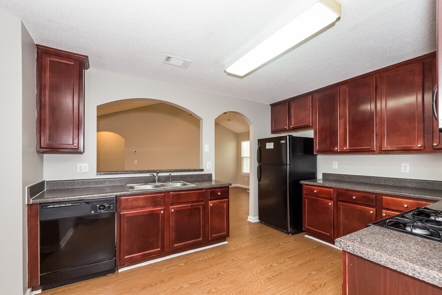 Building Photo - 656 Penstock Path