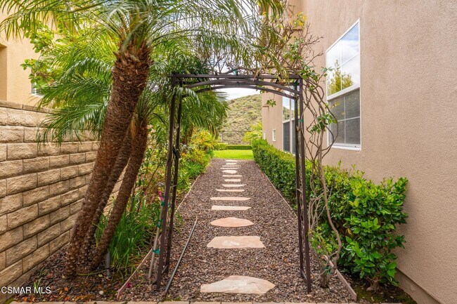 Building Photo - 3194 Sunset Hills Blvd