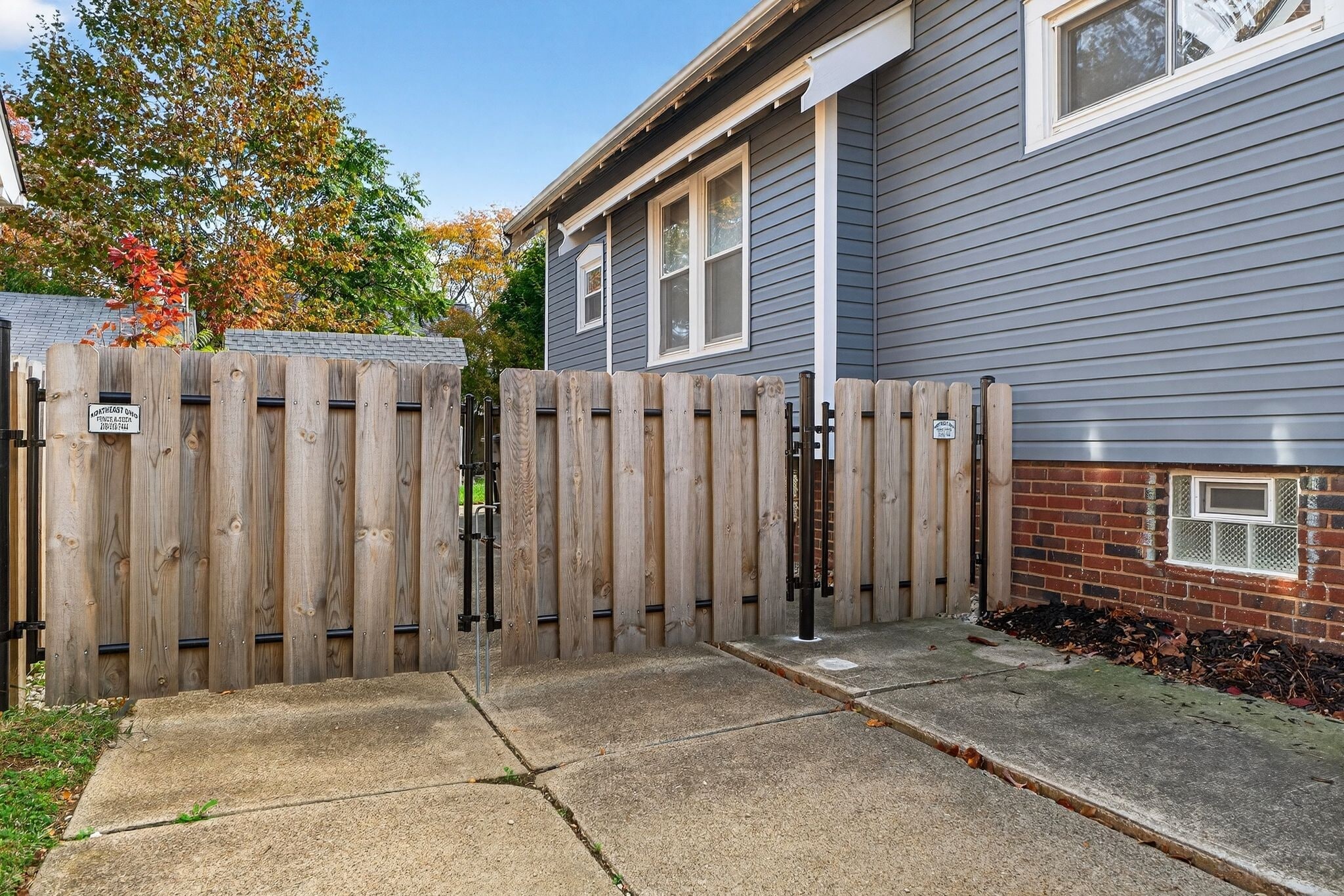 Front Driveway with New Gate for Two Cars - 4429 S Hills Dr