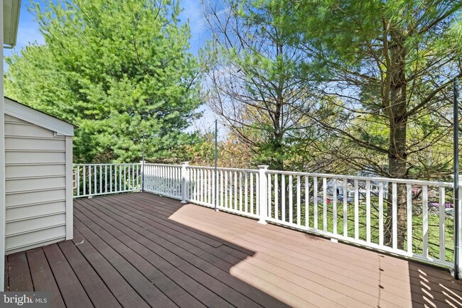 Building Photo - 261 Tall Trees Cir