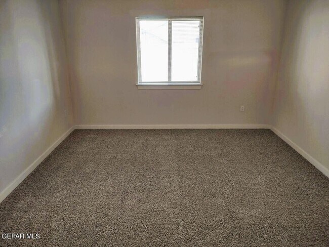 Building Photo - 14725 Tierra Fortaleza Ave
