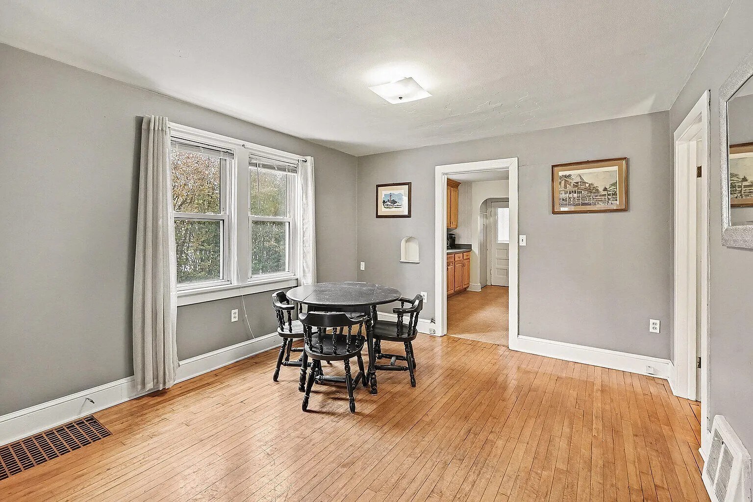 Building Photo - 88 Greenbush St