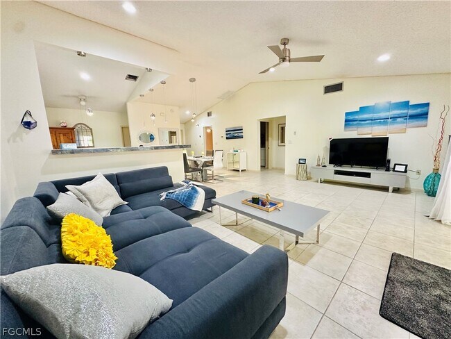 Building Photo - 13212 Tall Pine Cir