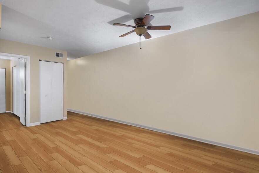 Building Photo - 3249 Kennett Sq