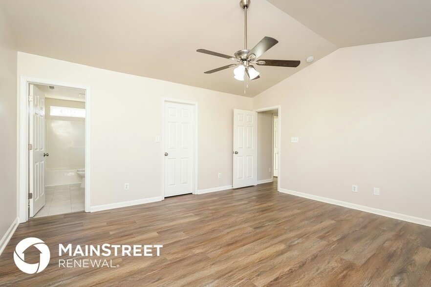 Building Photo - 2115 Gramercy Park Dr