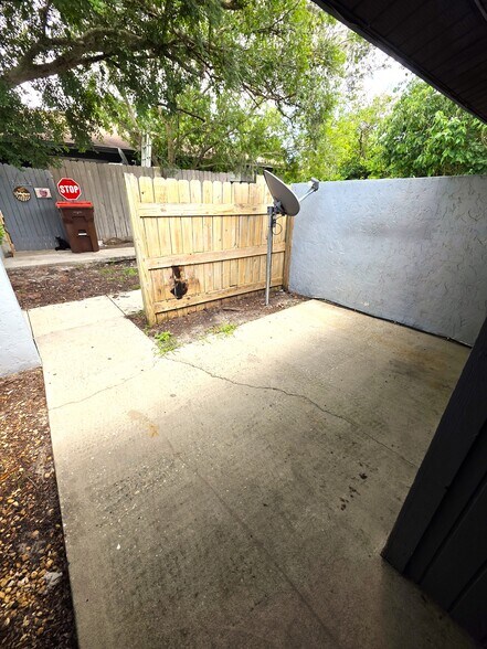 Building Photo - 5370 SE 30th Pl
