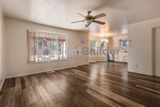 Building Photo - CALL US TODAY AT (505) 808-6467 TO SCHEDULE A CONVENIENT SHOWING