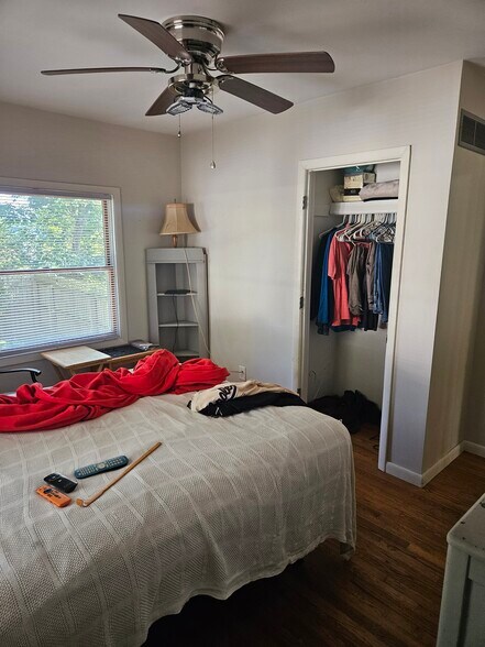 Building Photo - 102 Spring St