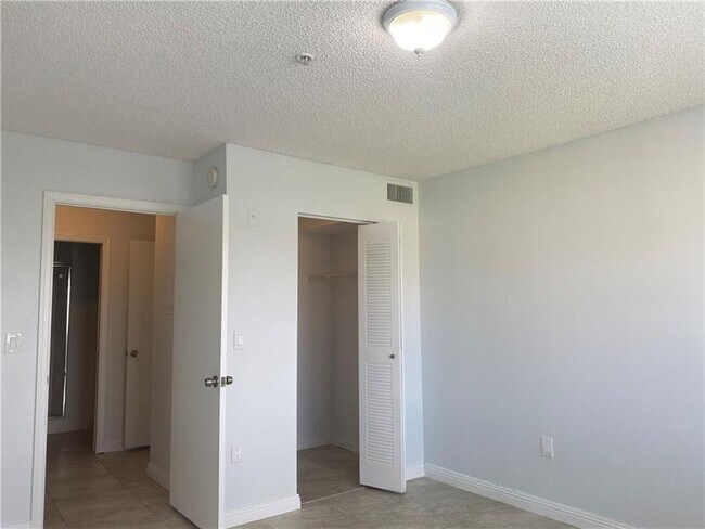 Building Photo - 2081 Renaissance Blvd