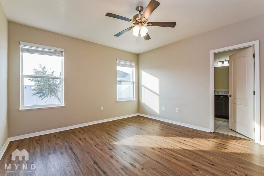 Building Photo - 2298 Canyon Breeze Ave