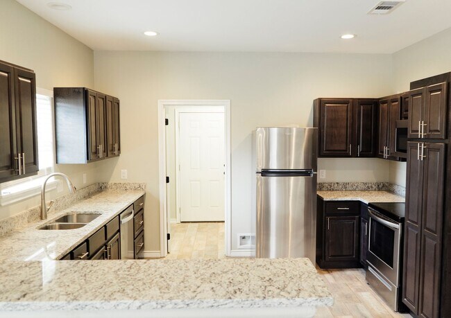 Building Photo - 3 bed 3 bath NEW CONSTRUCTION home available! NO HUD