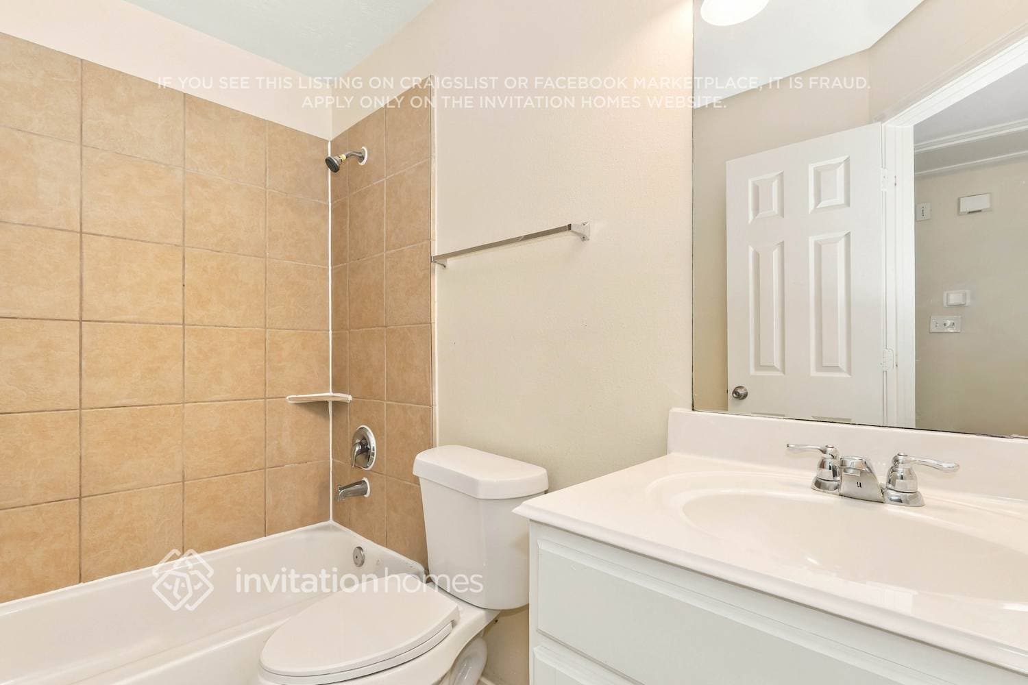 Building Photo - 5810 Le Carpe Plantation Ct