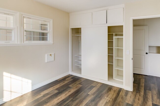 Building Photo - Beautifully Remodeled 4 Bed / 2 Bath Home in Prime Inglewood — Detached Garage + Spacious Yard
