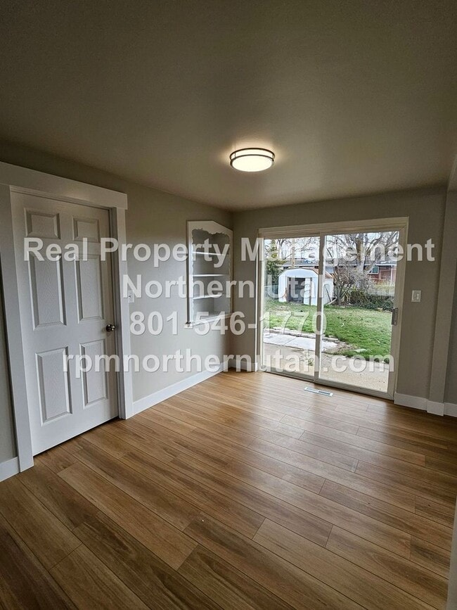 Building Photo - 4 Bedroom 3 Bath Home Now Available in Roy!